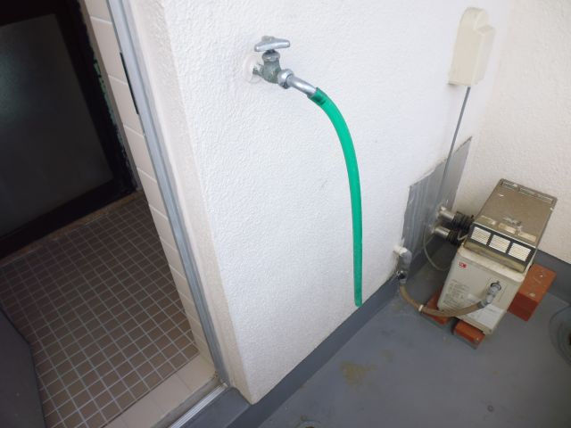 狩口台住宅28号棟の設備|洗濯機置き場