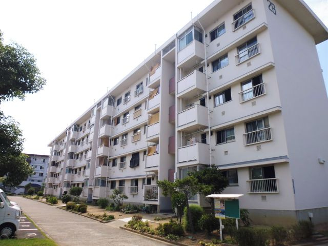 狩口台住宅28号棟の外観