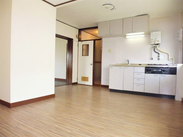 狩口台住宅28号棟の居間・リビング