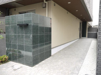 【エントランス】