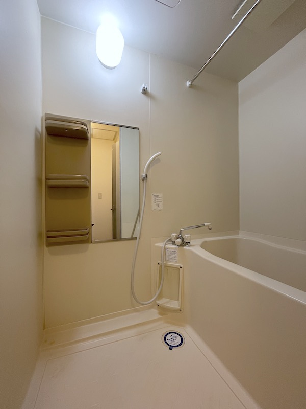 カオリーモ青山の浴室