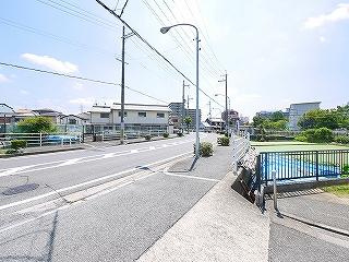 野垣内町店舗の周辺