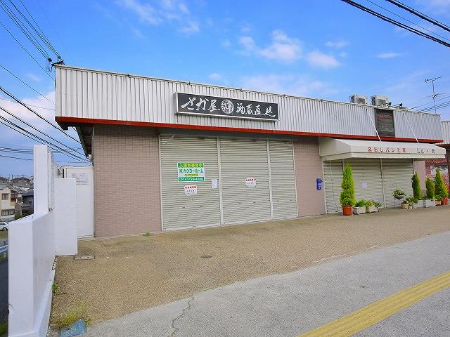 浅川店舗（新町）の外観