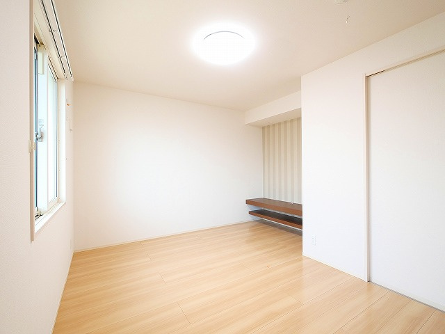 サニーコート（大森町）の寝室|ゆとりの広さです
