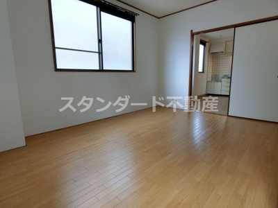 【洋室】 | フローラ・ミヤザキ