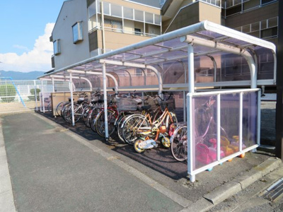 【その他共用部分】 | ベルシャイン氷上 | 駐輪スペース