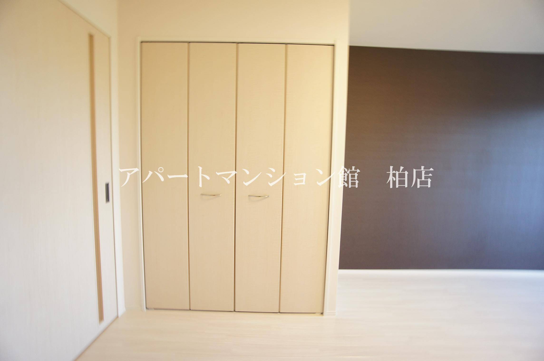 Racineの内装