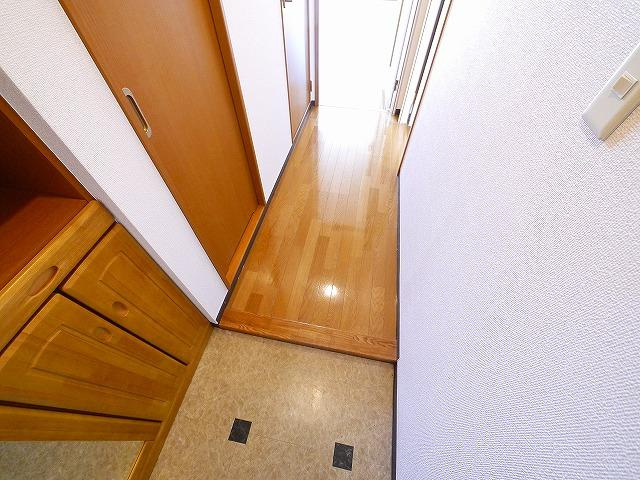 セピアコート（三条大路）の玄関|毎日通る玄関はこちらです