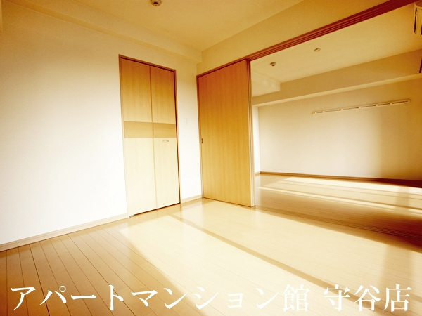 STATION TOWER TOYOSHIMAの寝室
