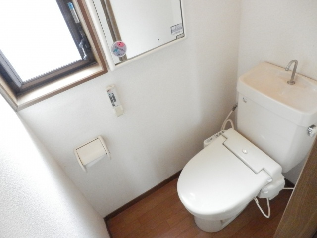 上門邸のトイレ
