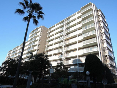 【外観】 | エステ・シティ湘南六浦参番館 | 京急逗子線「六浦」駅徒歩16分又はバス9分「エステシティ壱番館」停歩2分！