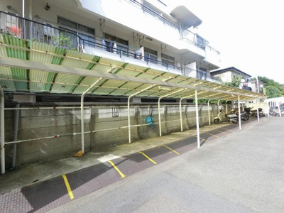 【駐車場】 | 日商岩井川崎塚越マンション | バイク置場