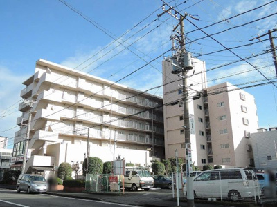 【外観】 | コスモ川崎京町 | 2階部分・南東向きバルコニーです♪