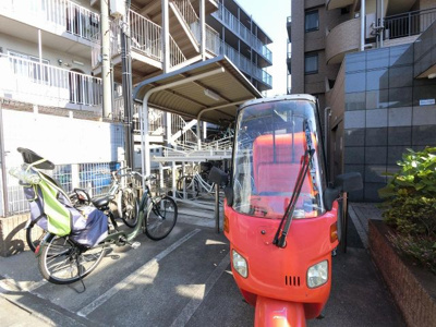 【その他共用部分】 | グランイーグル大鳥居Ⅵ | バイク置場