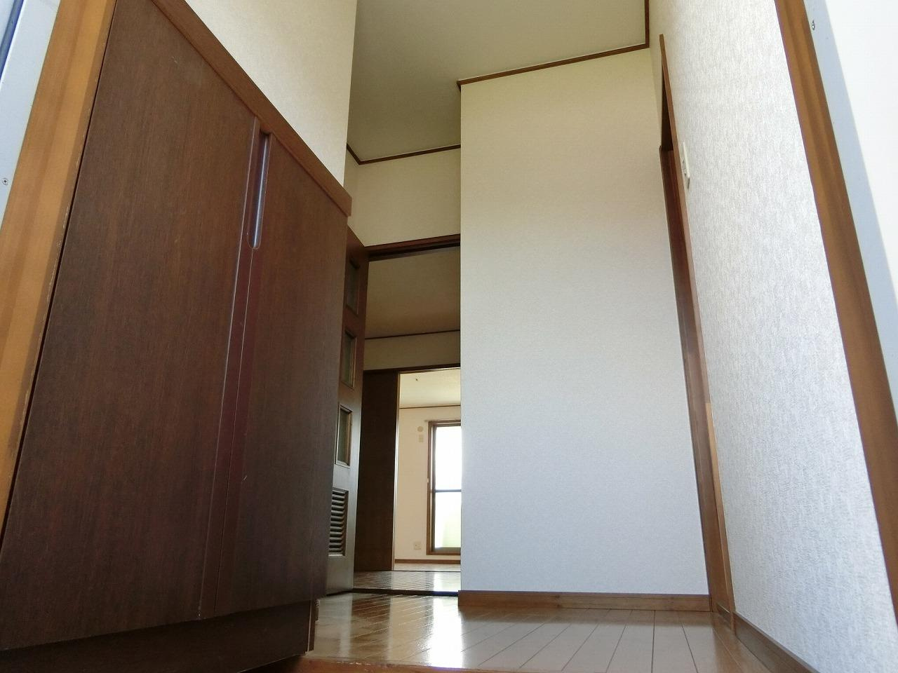 ハイツエバーグリーンの玄関|ハイツエバーグリーン　玄関ホール