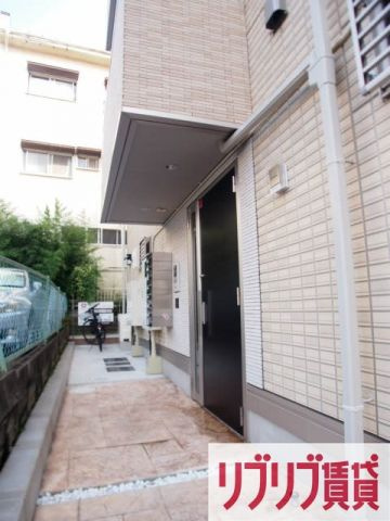 J-roomのエントランス