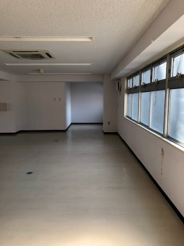 山本ビルの内装