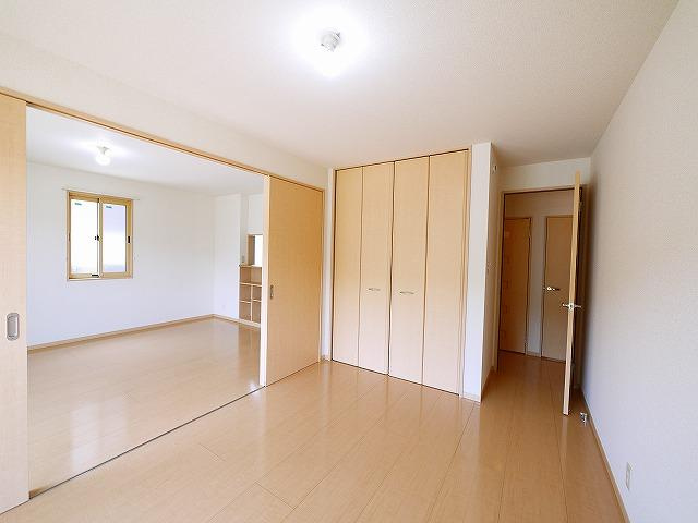 ガーデンパークC棟の内装|コンパクトで使いやすい洋室です