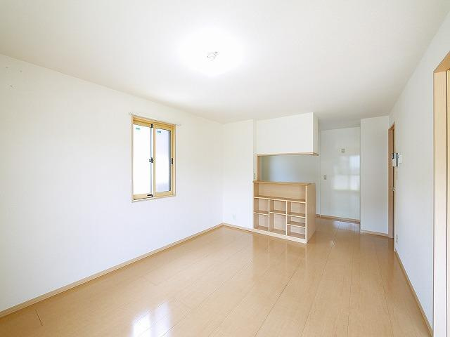 ガーデンパークC棟の居間・リビング|おしゃれな居間です