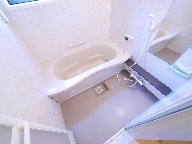 ガーデンパークC棟の浴室|お風呂で日々の疲れを落としましょう