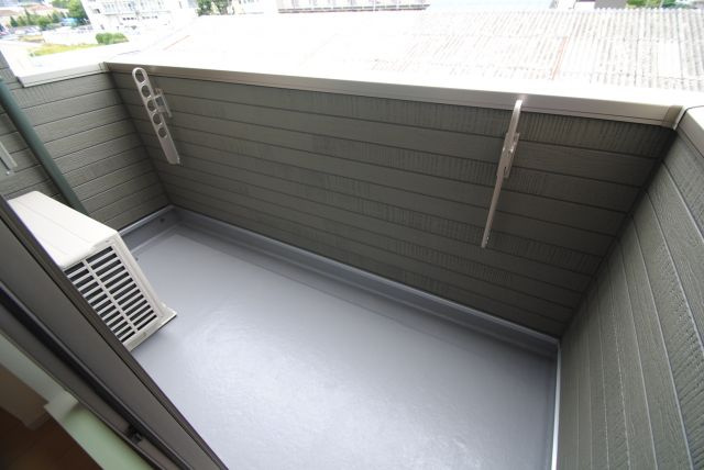 エクセラン朝妻のバルコニー