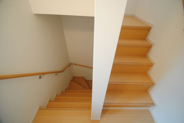 エクセラン朝妻の内装