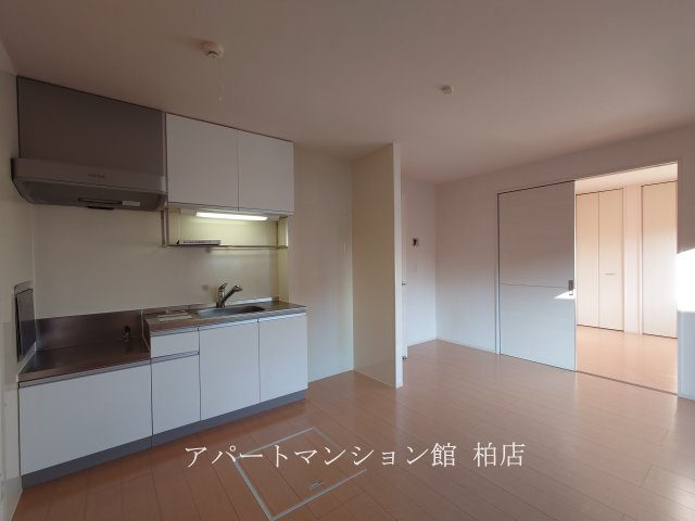センターフィールドＢの居間・リビング