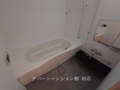 【浴室】 | センターフィールドＢ
