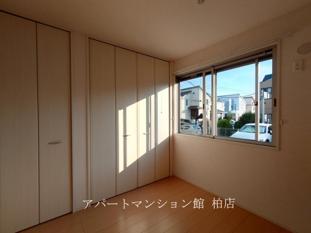センターフィールドＢの寝室