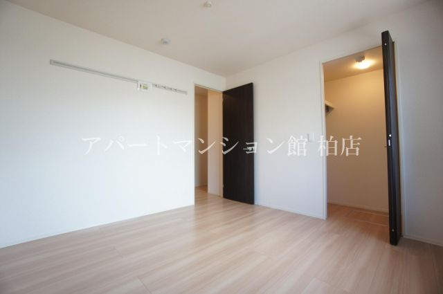 コンフォールコートの寝室