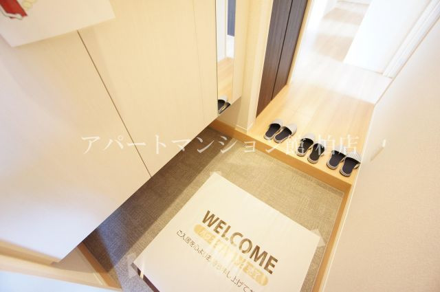 コンフォールコートの玄関