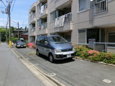 【駐車場】 | オリーブハウス船橋 | 南側