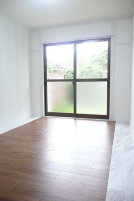 【洋室】 | アーバンハウス翼 | 6帖