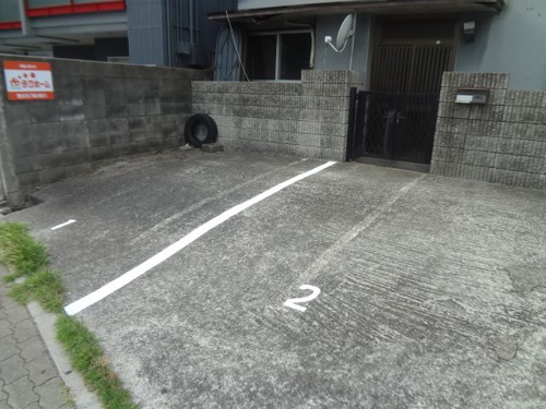 東三国津田駐車場の詳細ページ 池田市 石橋の賃貸店舗 テナントはタクホーム