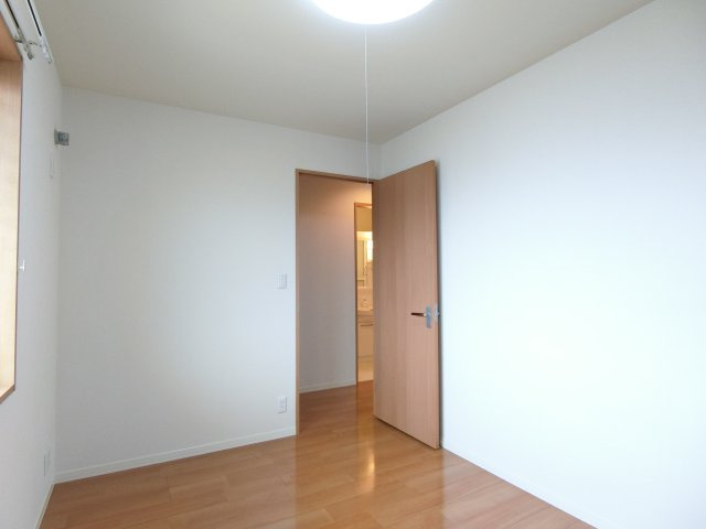 ベルアネスB棟の洋室|308号室の写真