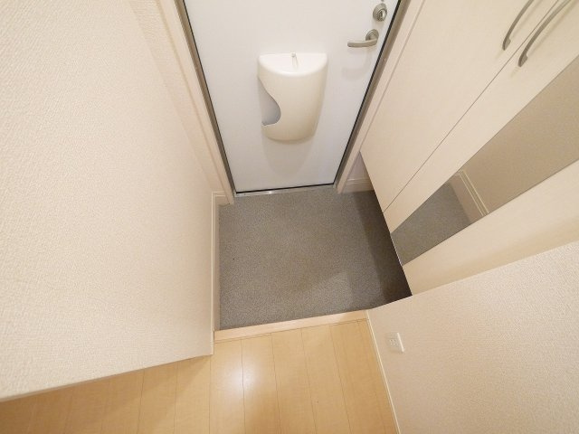 ヴィクトワール（神殿町）の玄関|ゆったりとした玄関です