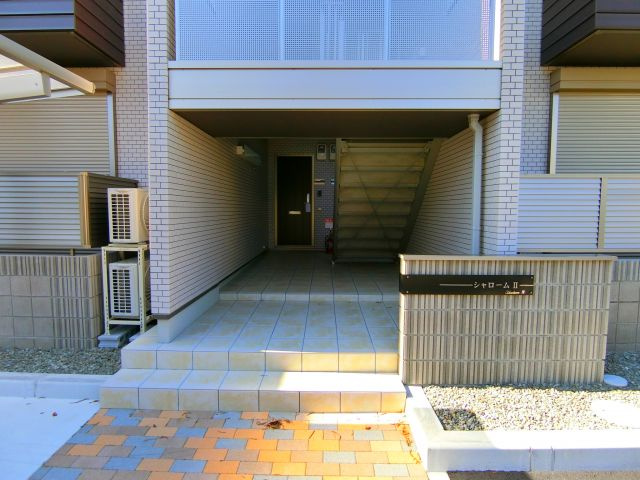 シャロームⅡのエントランス