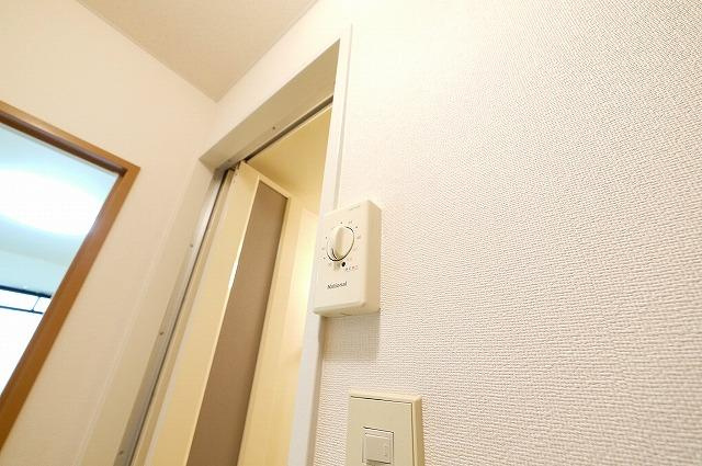 シャトー・ドゥ・クリヨンのその他共用部分|リモコン給湯です