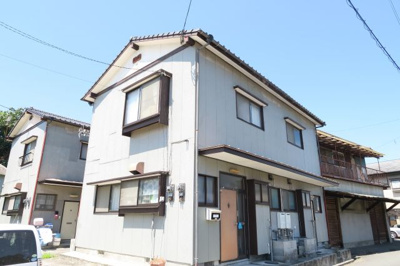 【外観】 | 宮原町アパート Ａ | メゾネットタイプのアパート。上下階の音を気にする必要がなく戸建感覚で生活出来ます。