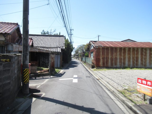 【前面道路含む現地写真】 | 津市白塚町　住宅用地 | 前面道路