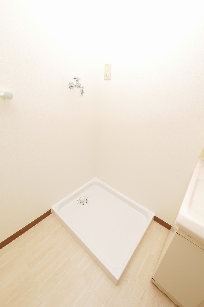 オハイオハイツの設備|オハイオハイツ302号室　
洗濯置き場