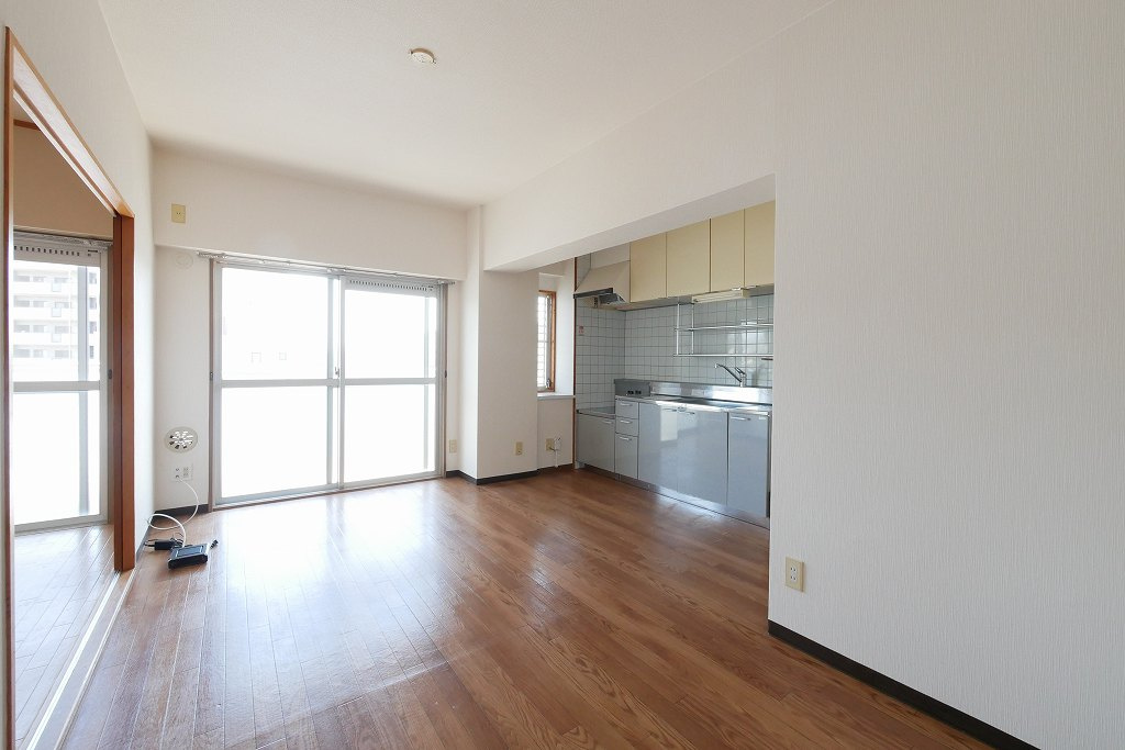 オハイオハイツの居間・リビング|オハイオハイツ302号室　