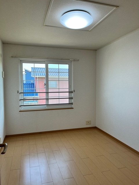 ブライド・ハウスAの洋室