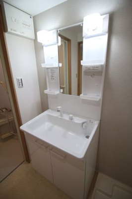 【洗面所】 | ワコーレ・ヴィータ 鷹取駅前