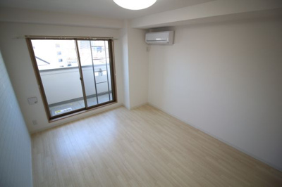 【洋室】 | ワコーレ・ヴィータ 鷹取駅前