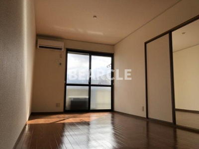 【寝室】 | コンフォートＭ | 落ち着いて過ごせるお部屋なので、寝室にいかがでしょうか