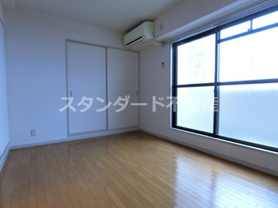 【洋室】 | サンサーラビル南森町