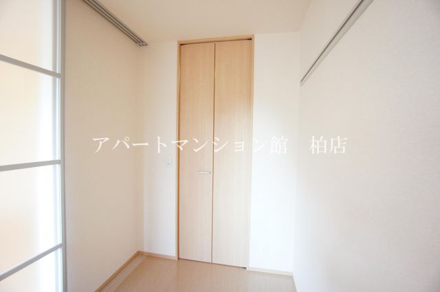 プレジールヤストシの収納