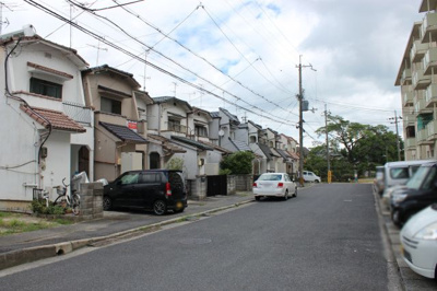 【前面道路含む現地写真】 | 大津市本堅田一丁目2-29　戸建て | 物件前面道路