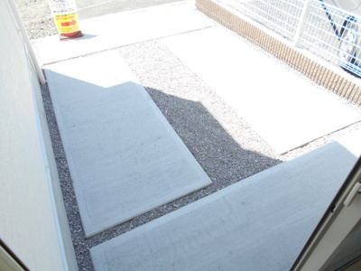 【駐車場】 | 岩槻区　大字上野　全2棟　1号棟 らすと1棟　南欧風住宅 | 2390から2290に価格変更です。この機会に是非。内覧平日も可能。お迎えもうかがいます。